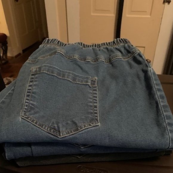 Plus Size Jeans - Picture 2 of 3